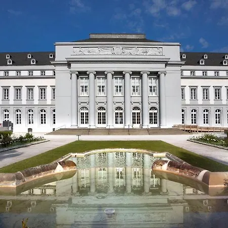 Moderne, Helle Und Gemütliche Koblenz (Rhineland-Palatinate)